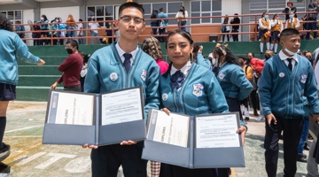 Estudiantes de la Preparatoria Oficial 110 Alfredo Ramírez Sánchez celebraron su graduación en el Complejo Educativo La Presa